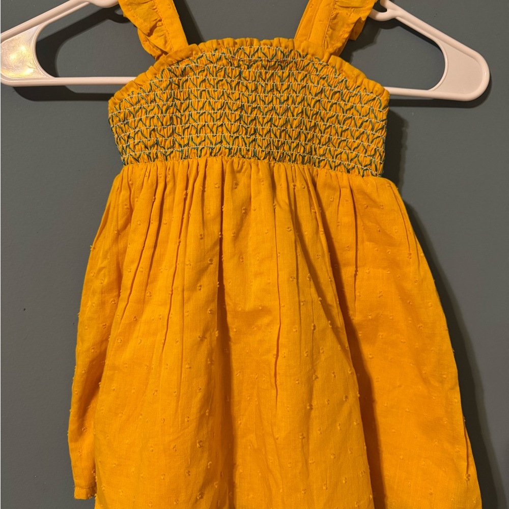 🌼 Tommy Bahama Baby Smocked Sundress – Size 12M 🌼